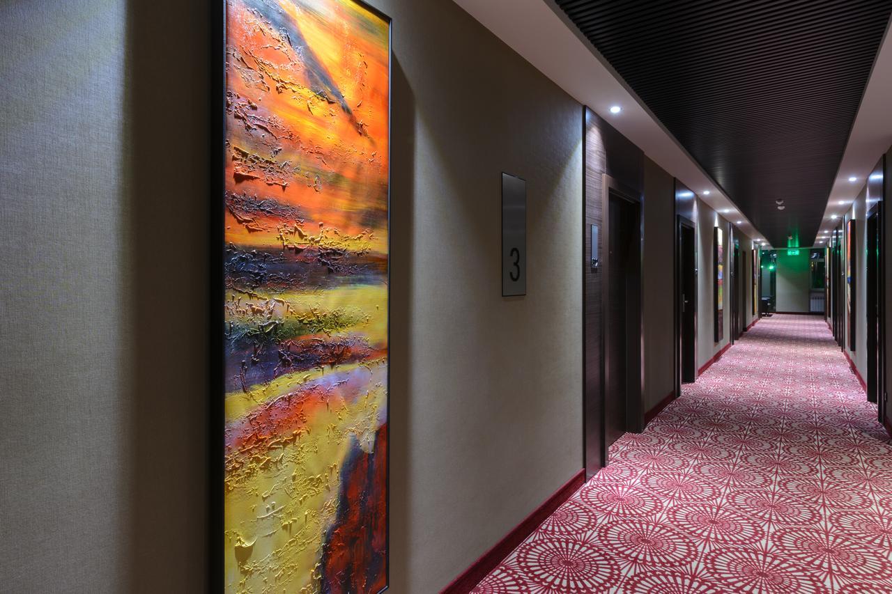 Hotel Senator 卡拉甘达 外观 照片